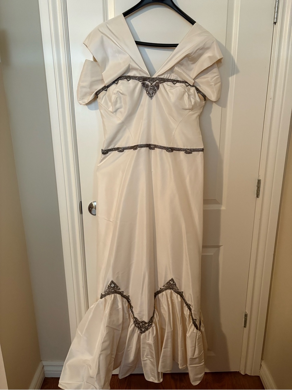 Nicole Miller Ivory Wedding Gown with Silver Embroidered Trim